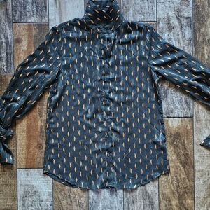 Banana Republic Dillon Fit Foil Stripe Tie-Sleeve Shirt EUC Small Hunter Green